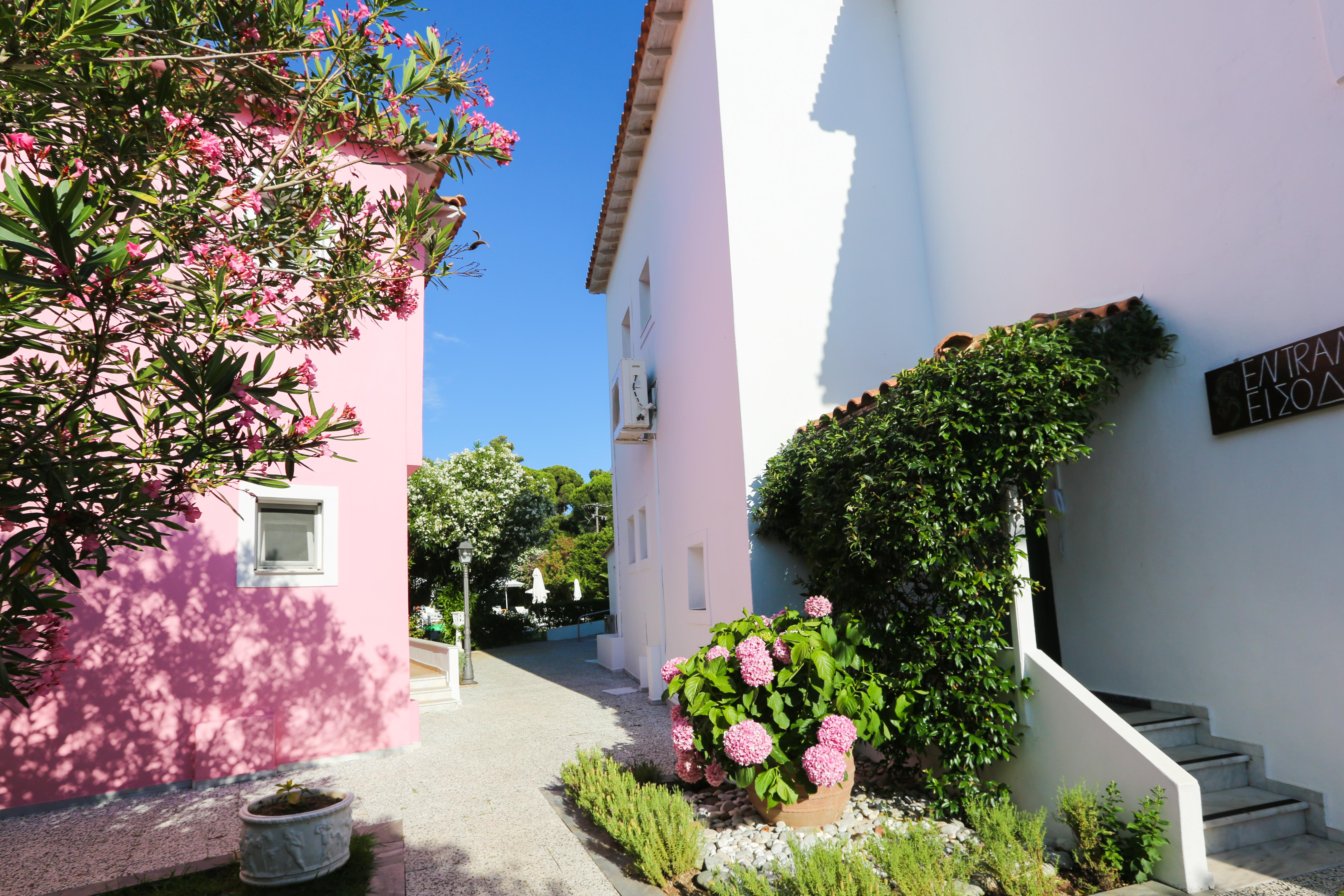 Mandraki Village Boutique Hotel Koukounaries Bagian luar foto