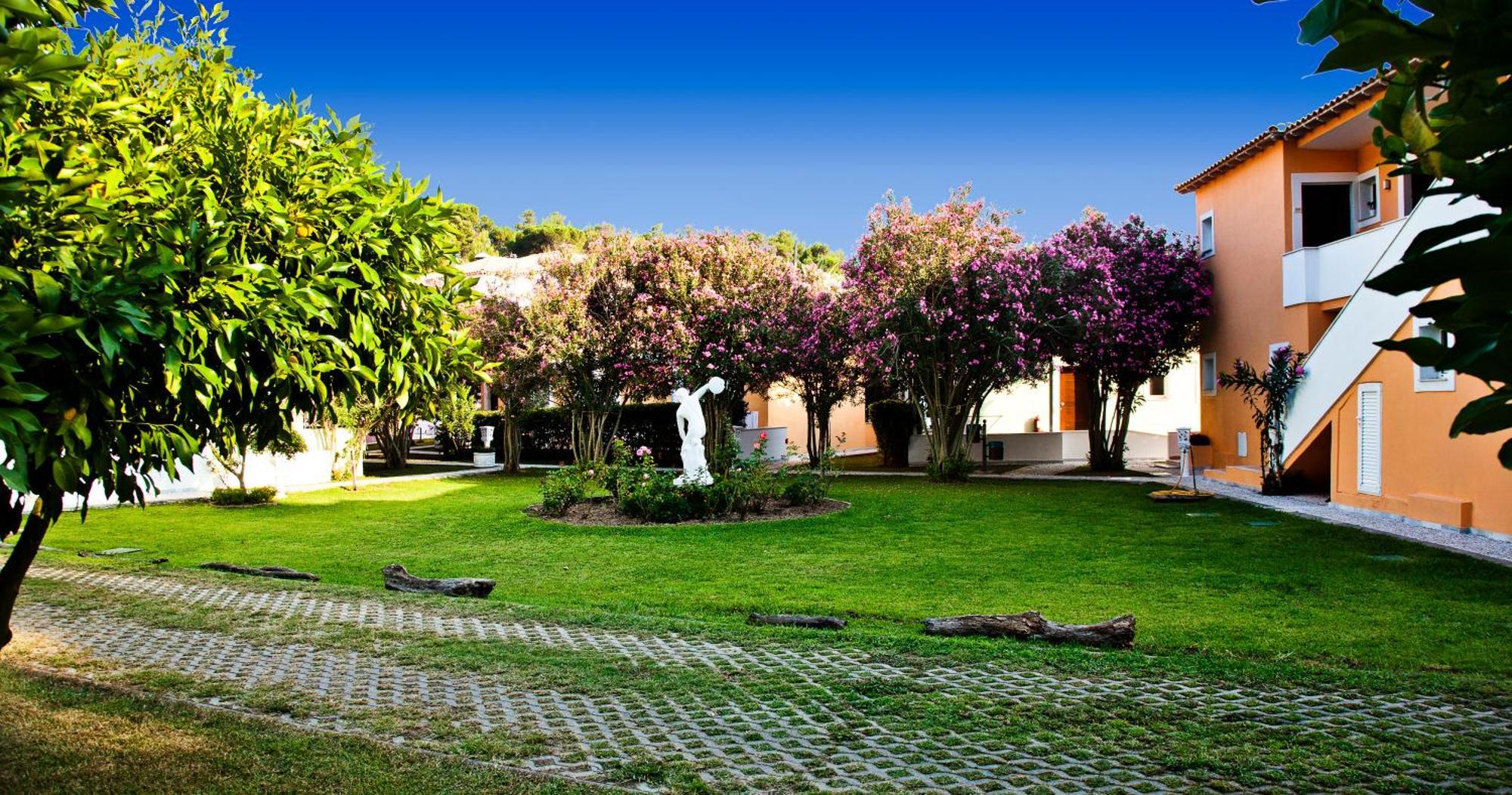 Mandraki Village Boutique Hotel Koukounaries Bagian luar foto